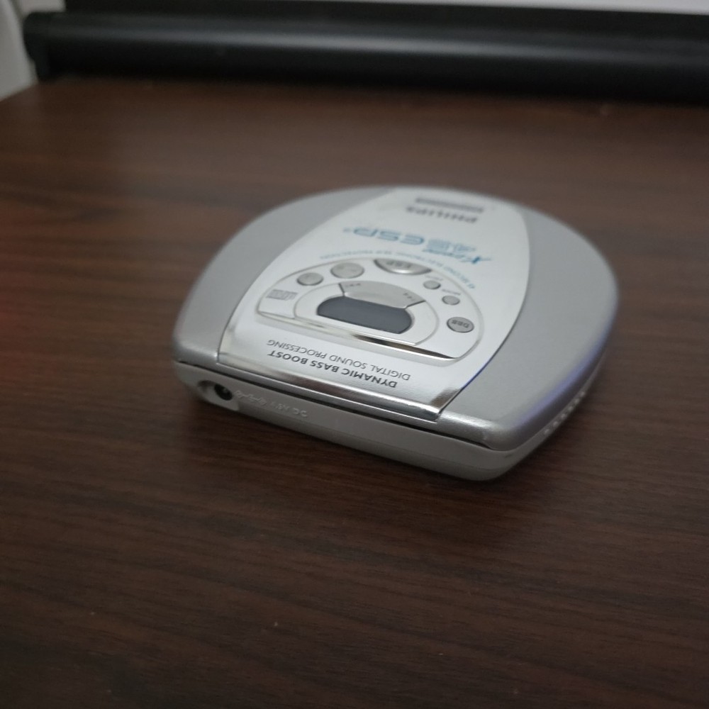 Philips AZ 7881/17 Personal CD Player CD-RW 45 Second Skip Protection