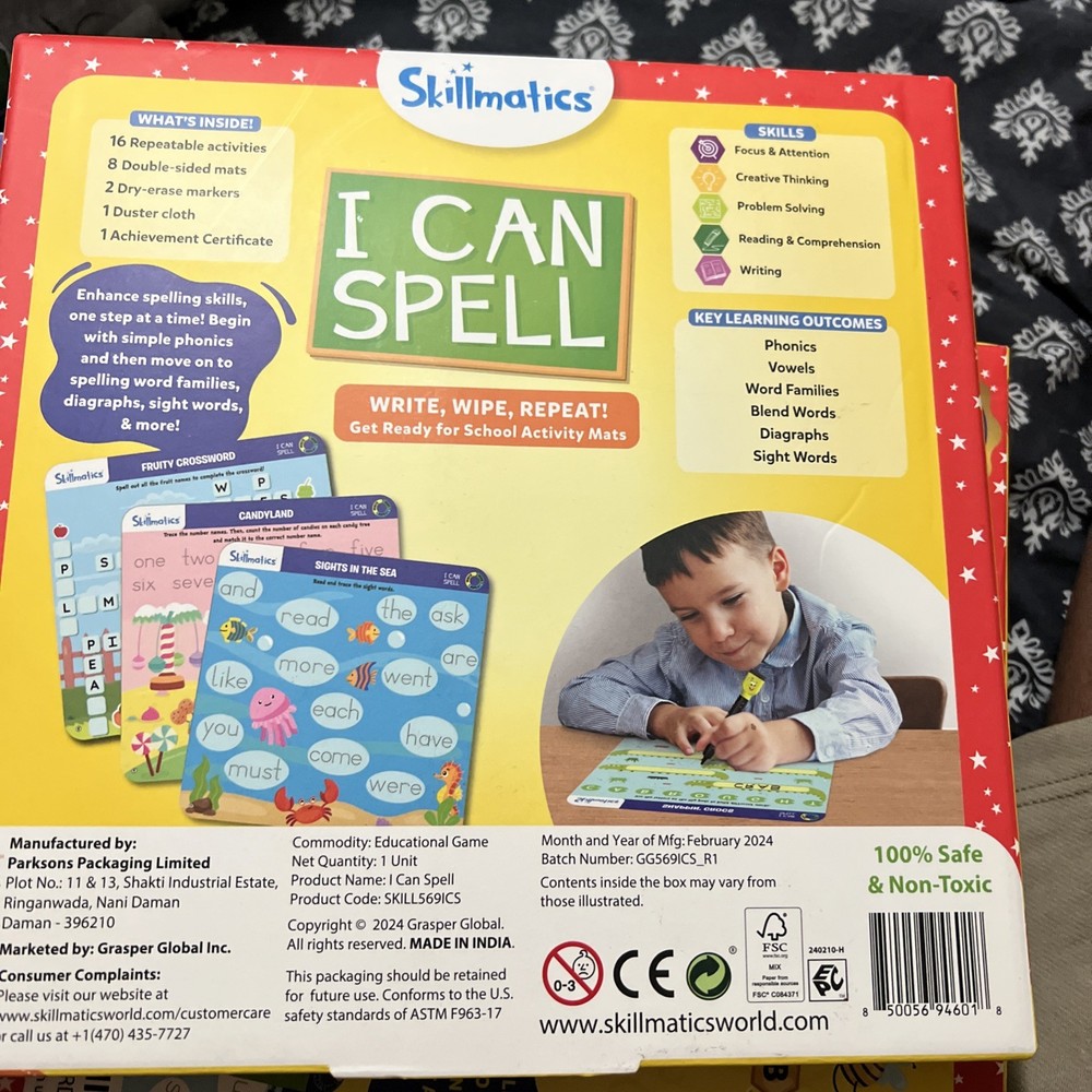 Skillmatics "I Can Spell" Write, Wipe, Repeat Activity Mats 3-6 Years