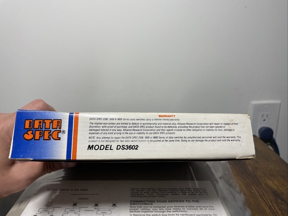 DATA SPEC DATA SWITCH BOX MODEL DS3602 - NEW OLD STOCK