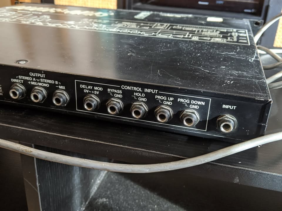 *READ DESCRIPTION* (UNTESTED) Vintage Korg SDD-3000 Programmable Digital Delay