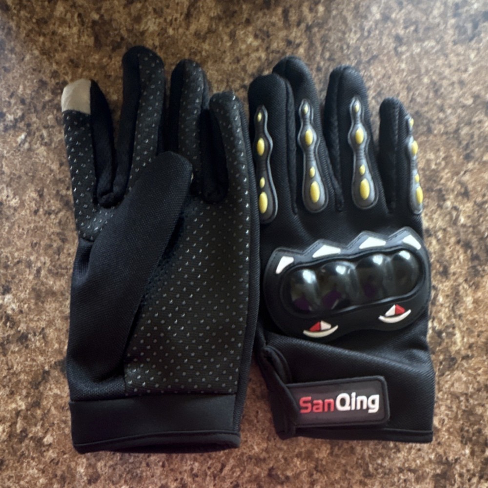 SANQING RIDING GLOVES