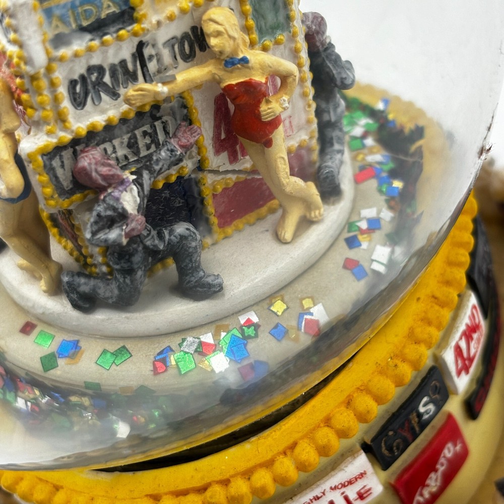 Snow Globe dancers themed free Ship ⭐