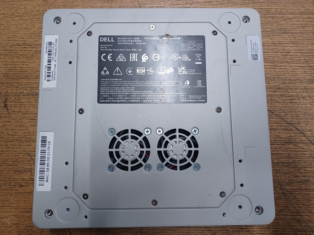 DELL VMWARE Edge 640 E42W E42W001 W/ ADAPTER