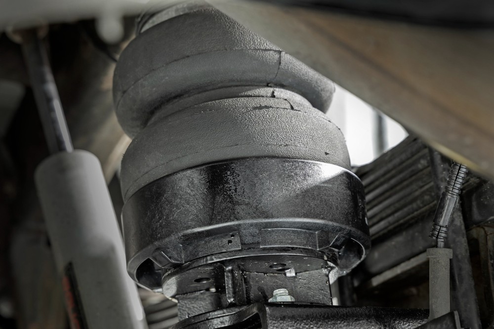 Rough Country Air Spring/Bag Cradle Kit - 10019