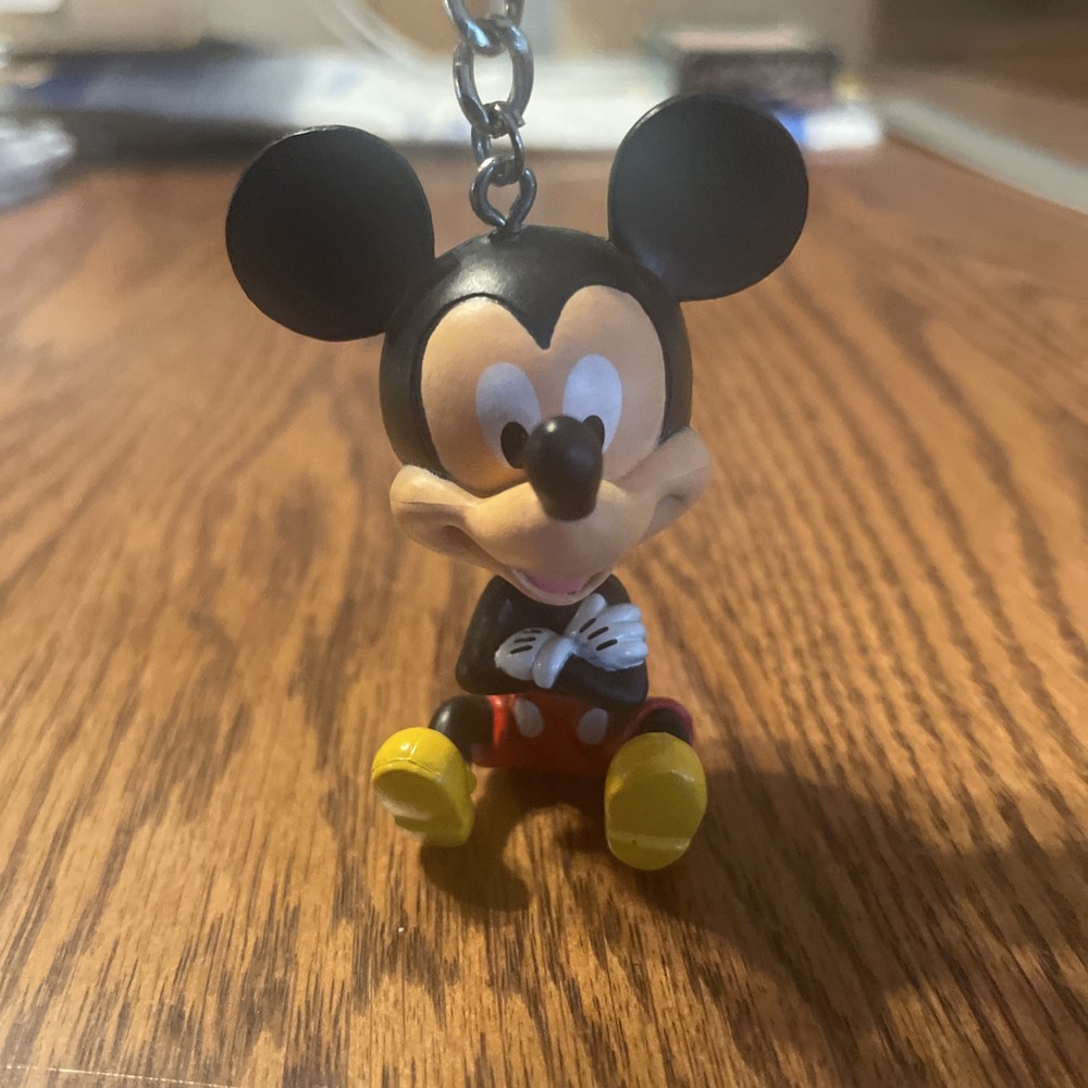Walt Disney Mickey Mouse Bobblehead Keychain