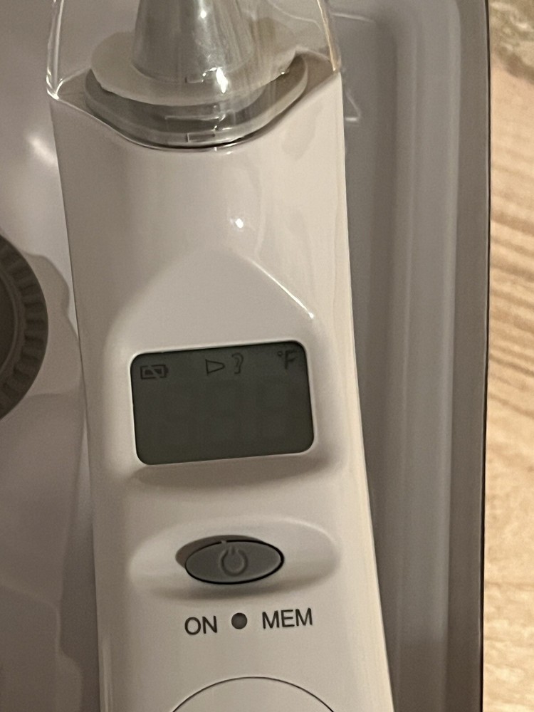 Medline Ear Thermometer with Quick Probe Cover Release (REF MDS9700)