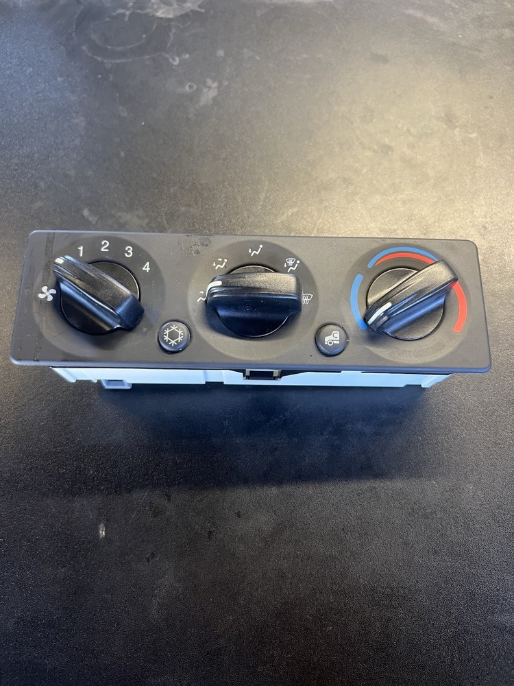 Peterbilt HVAC Controller Q21-6119 Oem Genuine