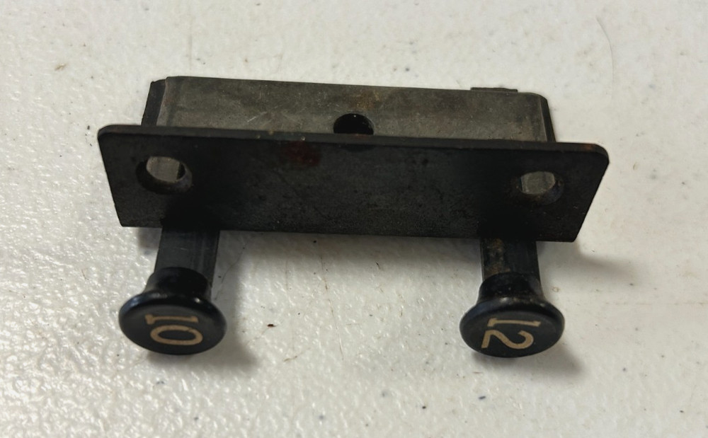 Antique Edison Disc Phonograph Player C-19; SM171499; Part: 10 & 12 Knobs Pulls