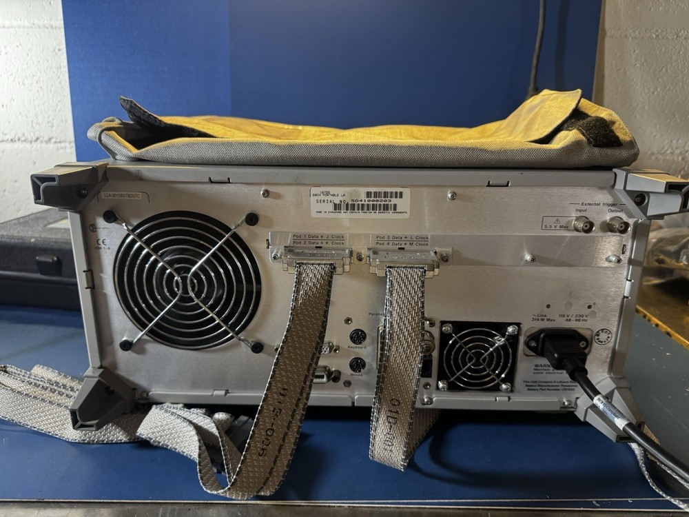 Agilent 1672G Logic Analyzer