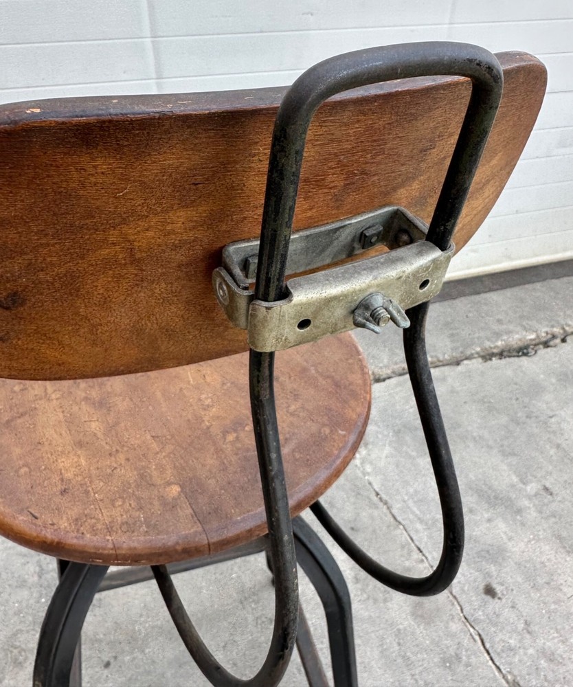 Vintage Industrial Shop Stool / Drafting Stool w/ Backrest (5315)