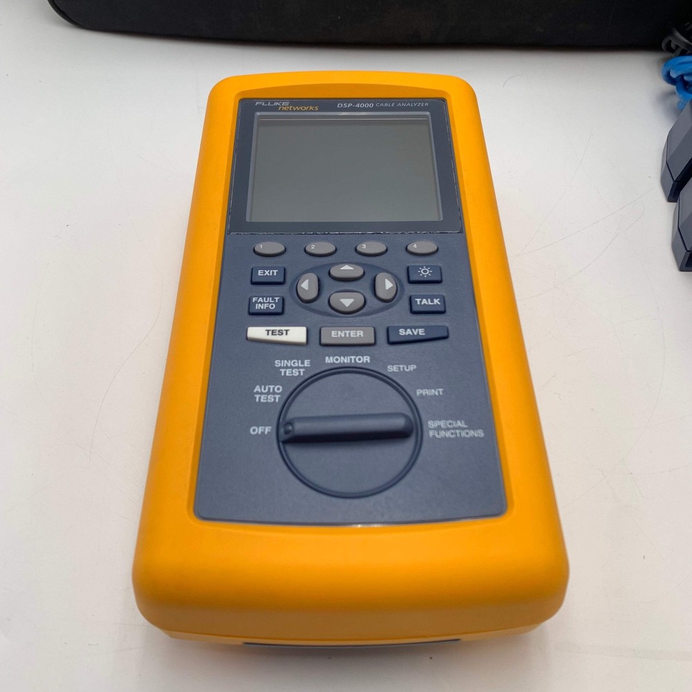 Fluke DSP-4000 Cable Analyzer & DSP-4000SR Smart Remote Bundle - Used *READ*