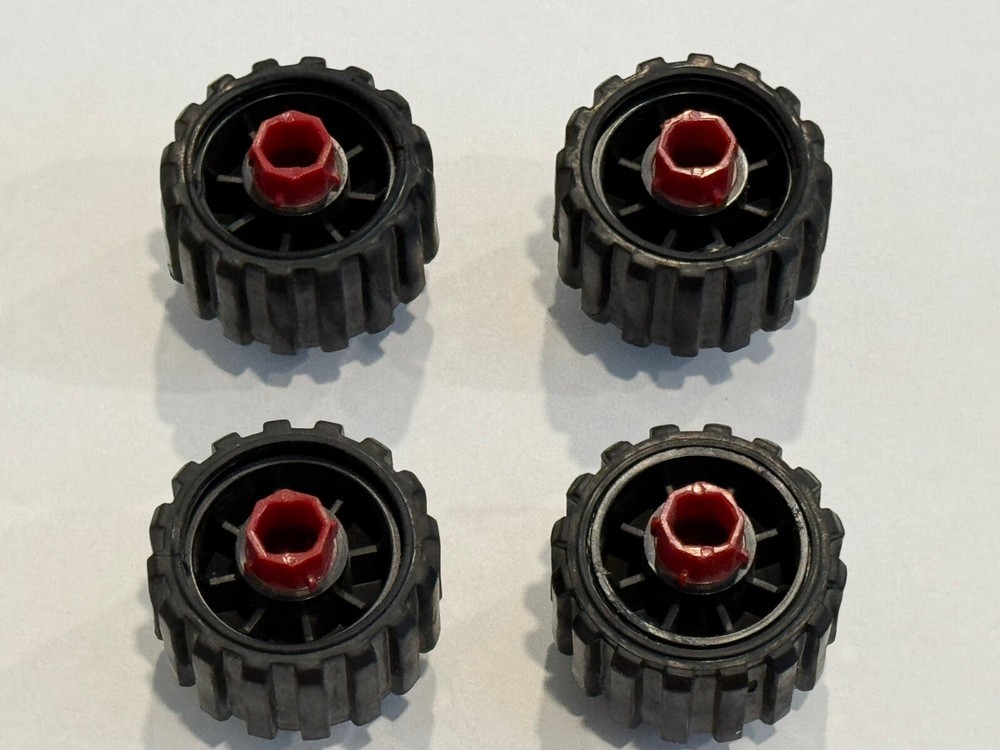 Robotix ROBOT COMMANDER Replacement Part WHEEL AND TIRE