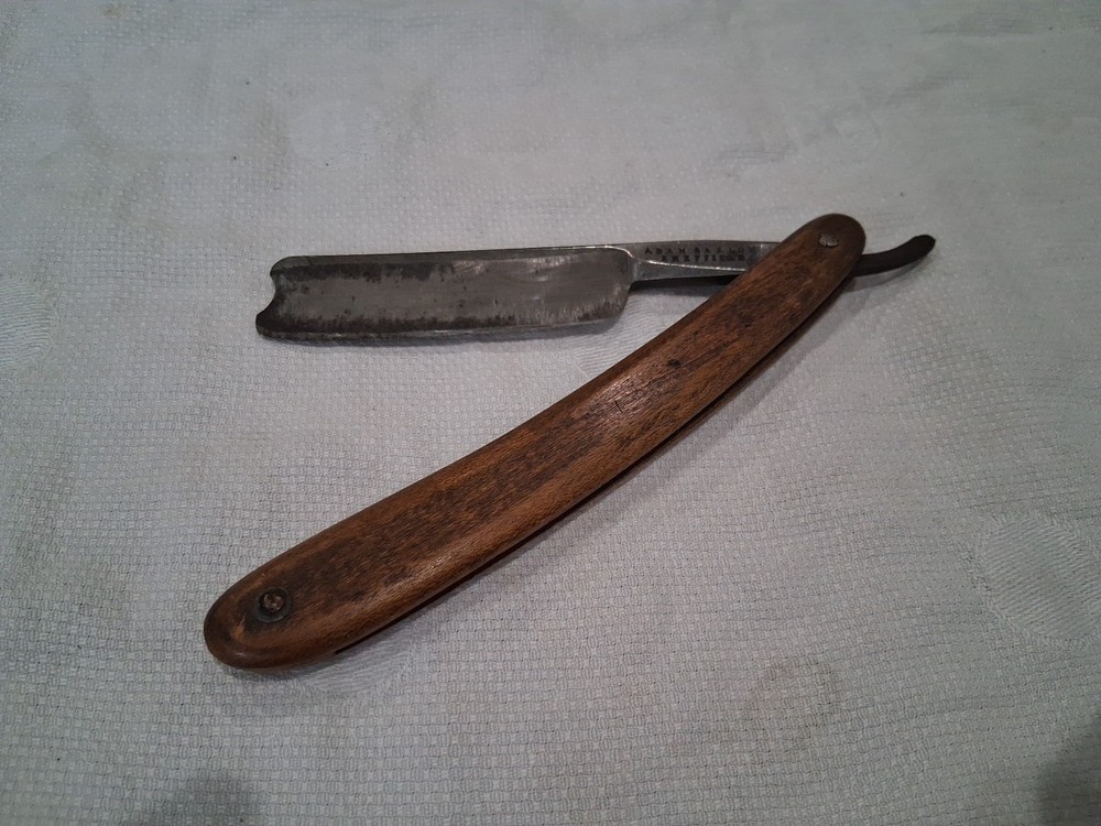 Adam Barlow Straight Razor