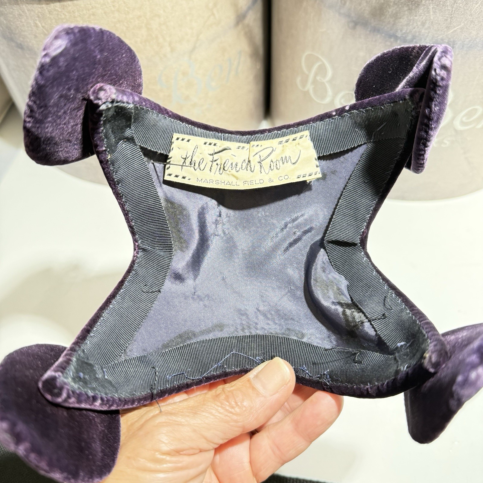 BES-BEN 1940s LOT Hat Original Box White Beaded Bows Job Lot for repair Vintage