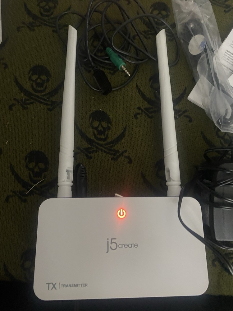 j5create JVAW52 Wireless Display HDMI Extender White