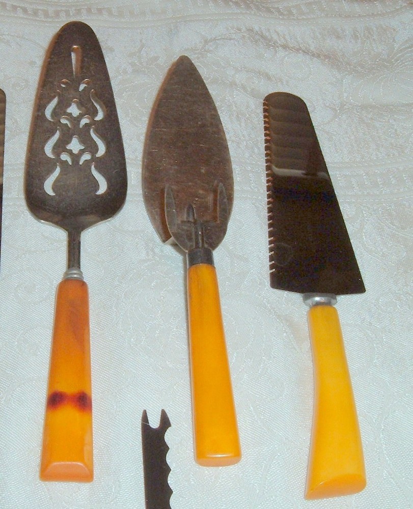 11 Vtg Bakelite Kitchen Utensils Butterscotch