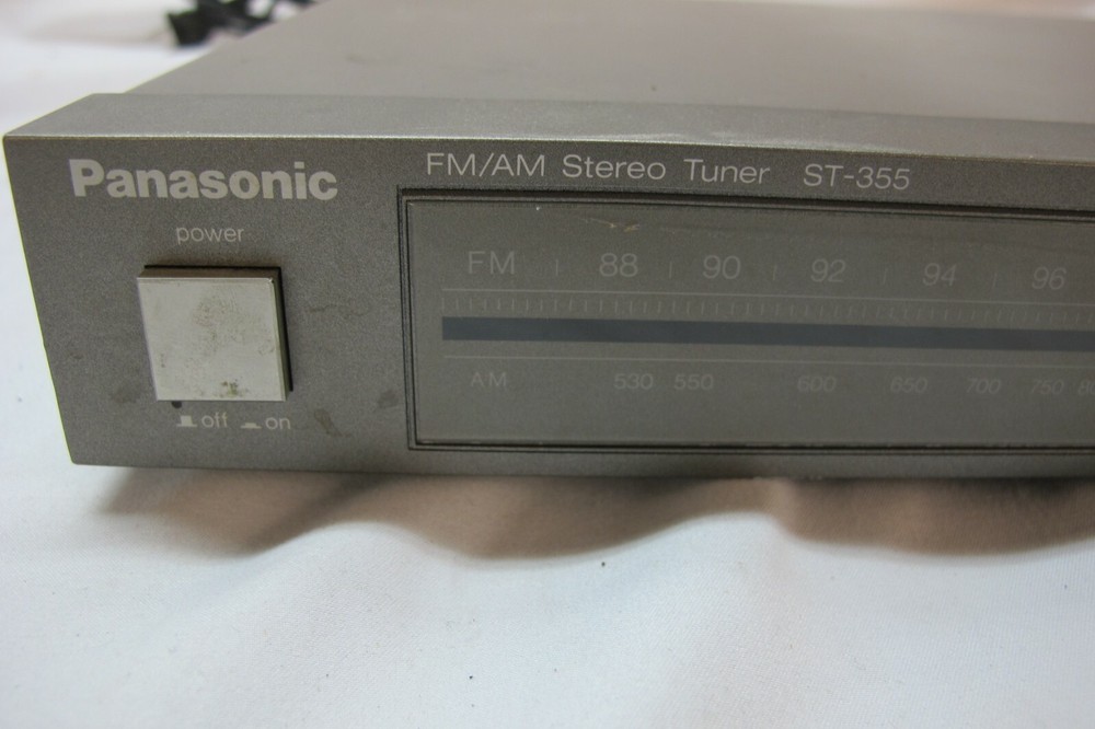 Panasonic Stereo Tuner ST-355 working