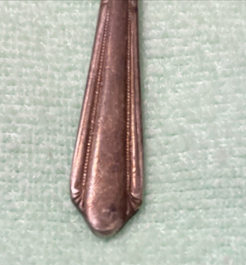 VINTAGE HOLMES & EDWARDS SILVER PLATED CHILDS FORK! 4 1/8 INCHES