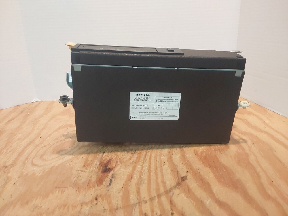 1997 Lexus CD Changer