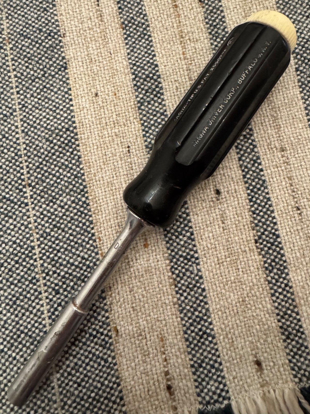 Magna-Tip Magnetic Tip Screwdriver w/ 1 Bit USA Made Vintage