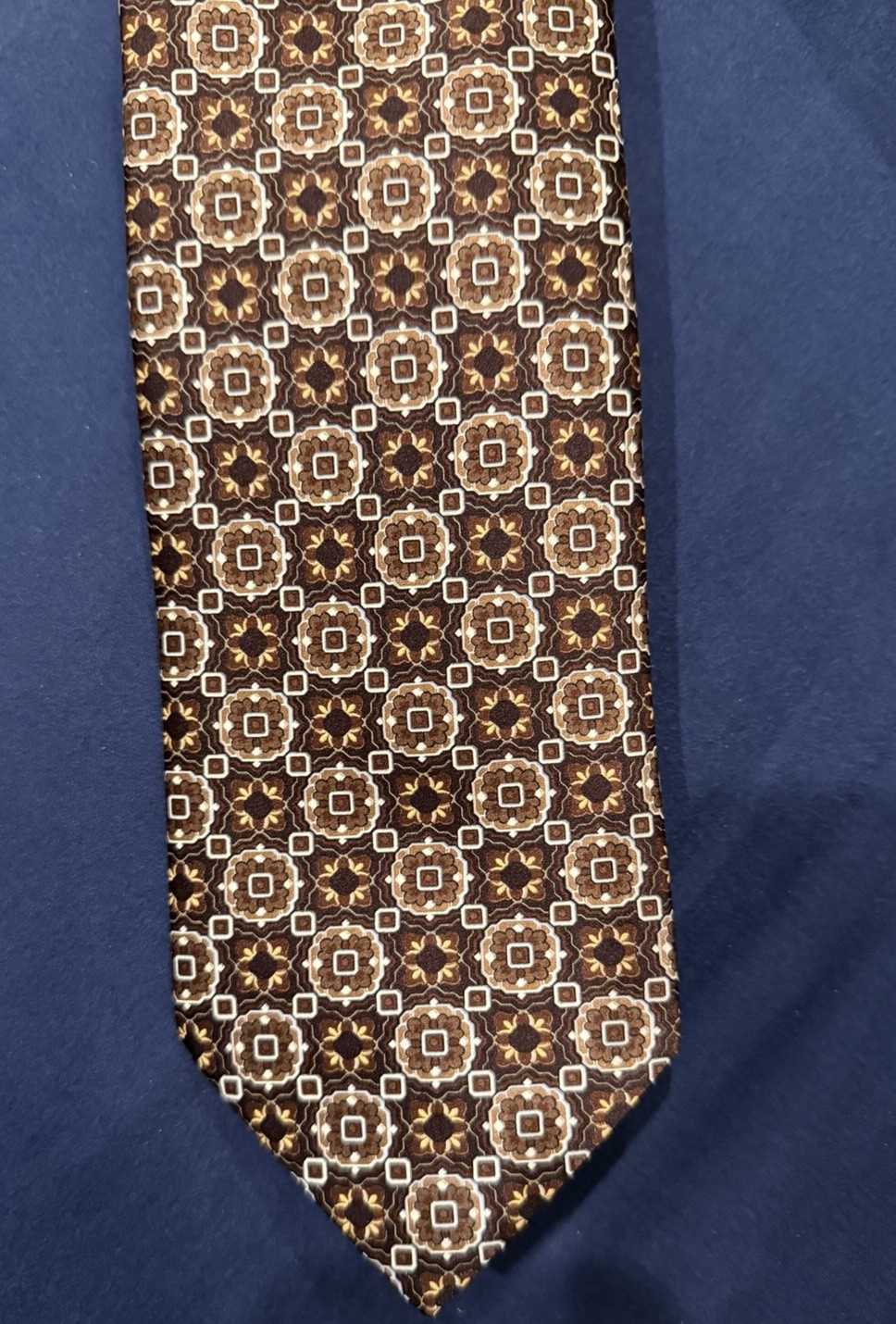 Brioni Men's Silk Tie Brown Gold Geometric Pattern Handmade Italy
