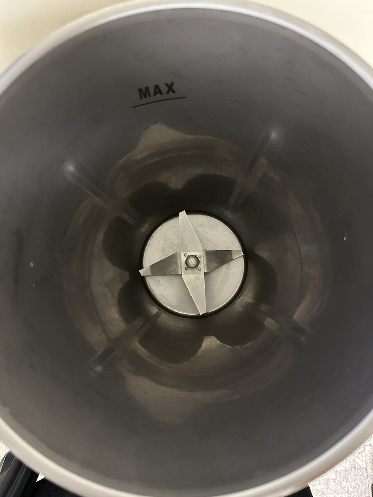 Skyfood LAR-4MBSE 1-Gallon Commercial Countertop Food Blender 120V Heavy Duty