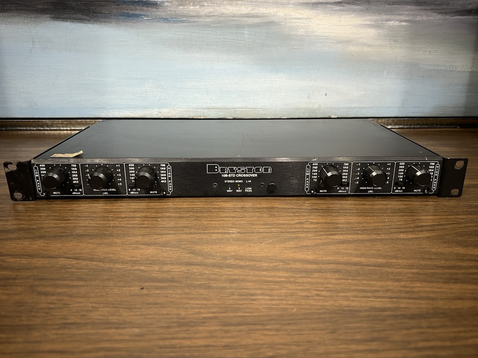 Bryston 10B-STD Electronic Crossover - Working !