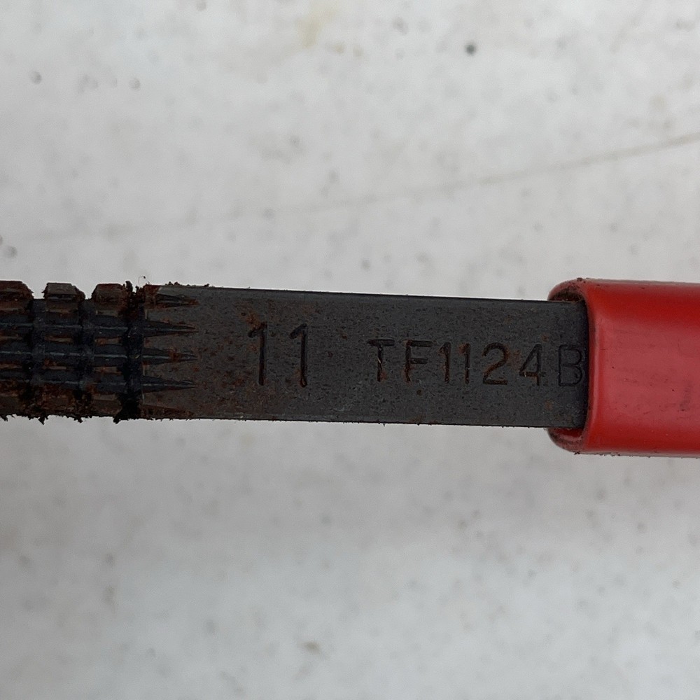 SNAP-ON - RTD40 - RETHREADING SET -W/Red Hard Case - Missing 3 pcs