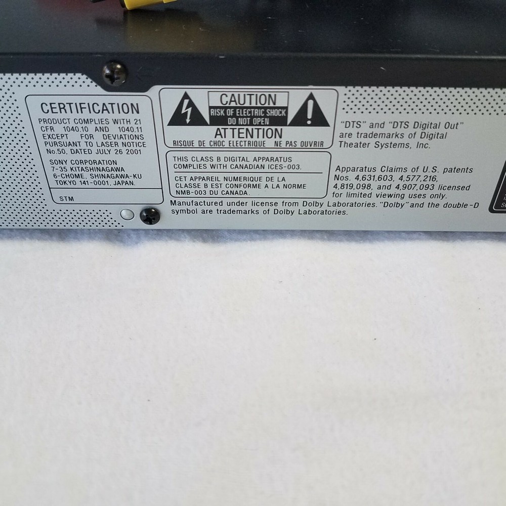 Sony DVD/CD/Video CD Compact Disk Digital Video Player MP3 Playback Precision Dr