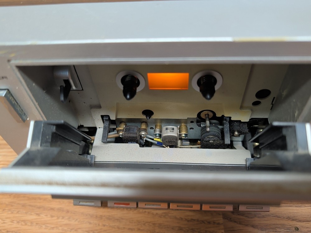 AKAI Stereo Cassette Deck CS-MO1A Working Condition READ