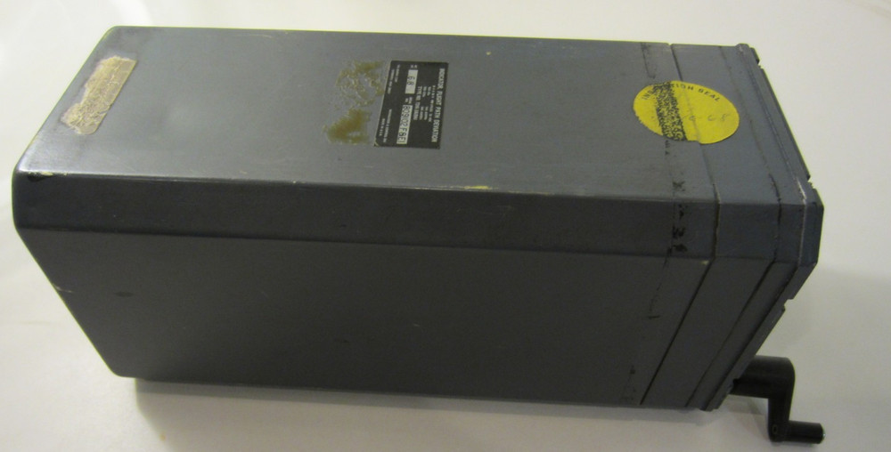 FLIGHT PATH DEVIATION INDICATOR BENDIX P/N 7241-3A19A1