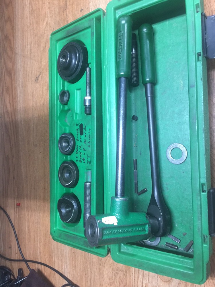 GREENLEE KNOCKOUT PUNCH SET 1 - 2 " RATCHET STYLE