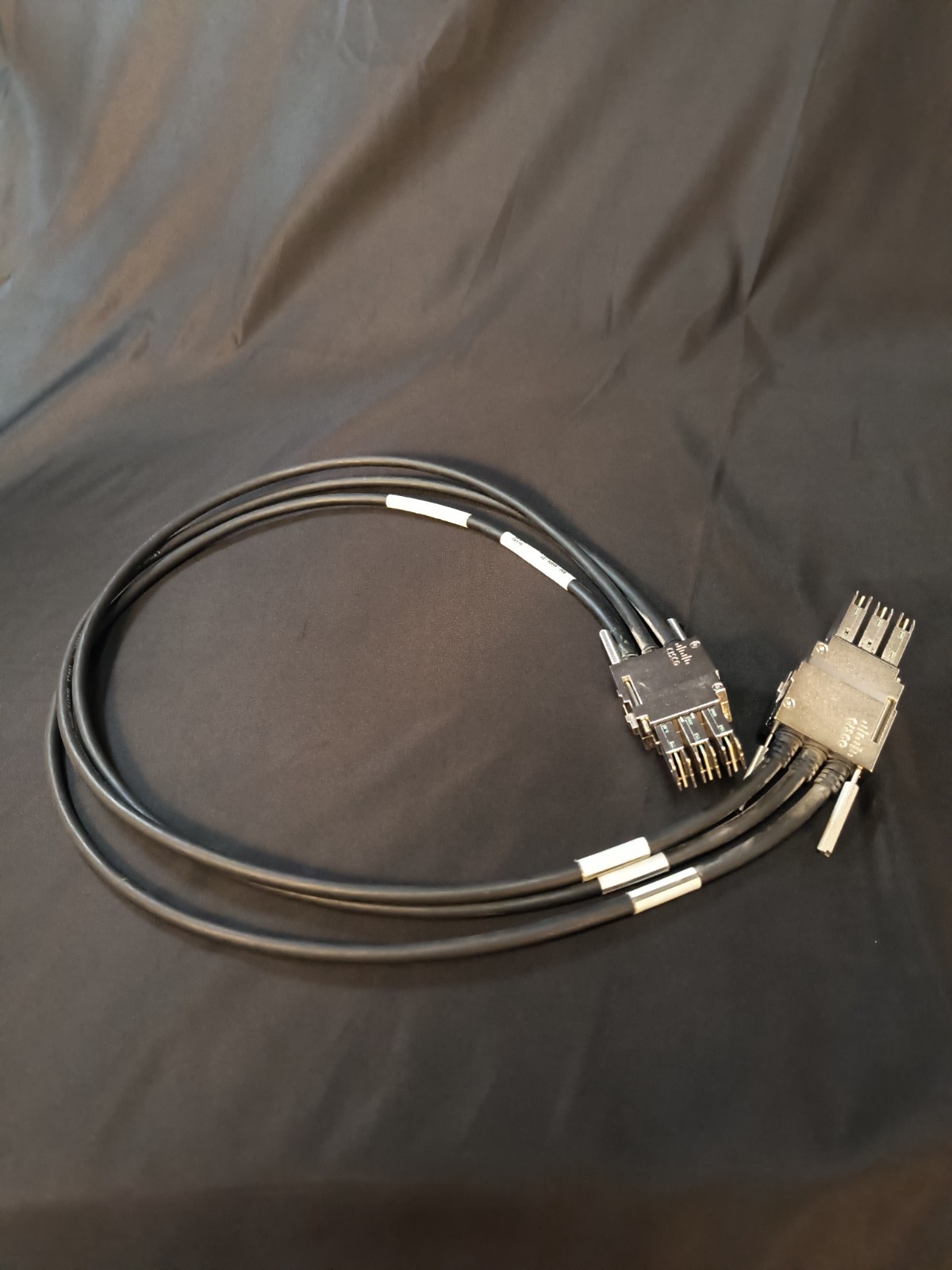 Cisco STACK-T1-1M V01 Stacking Cable 800-40404-01 for 3850 Series