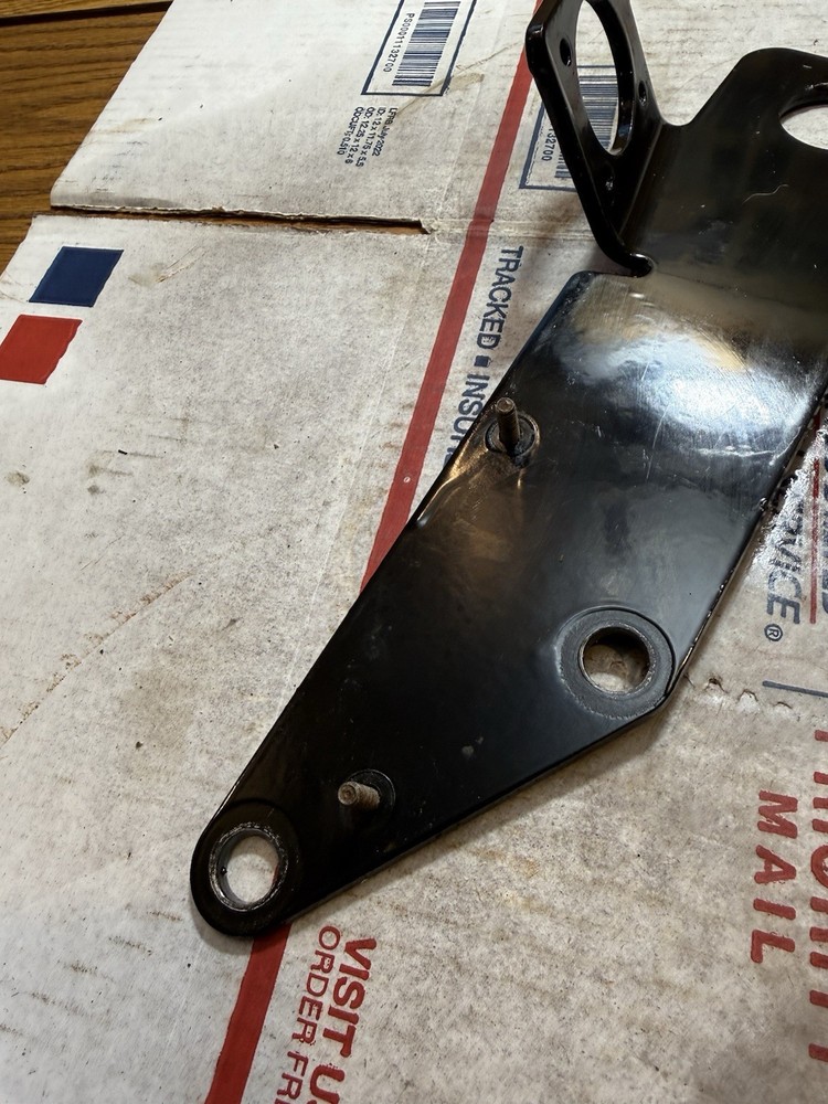 Mercruiser 454 MPI engine rear hook mount