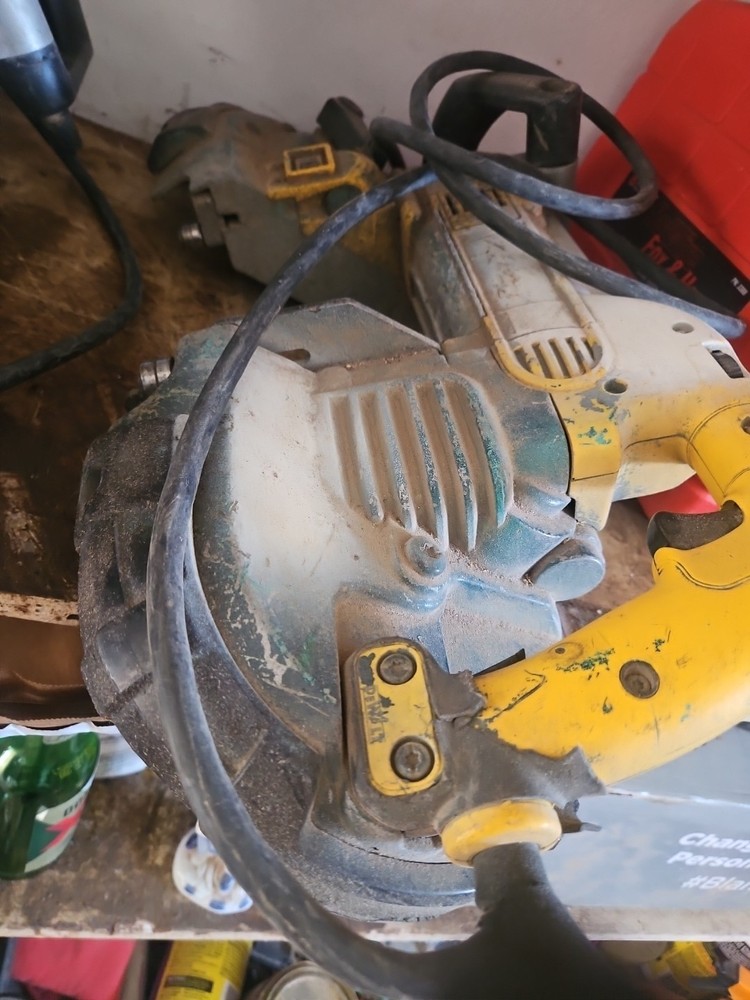 Dewalt Bandsaw