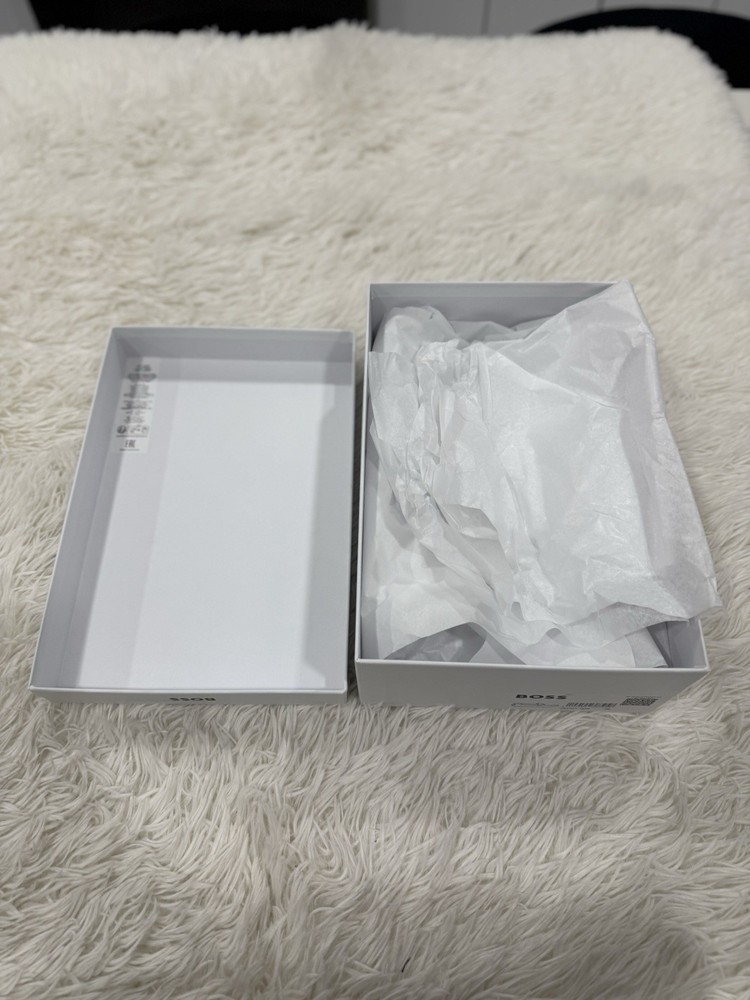 BOSS Kids Empty Shoe Box