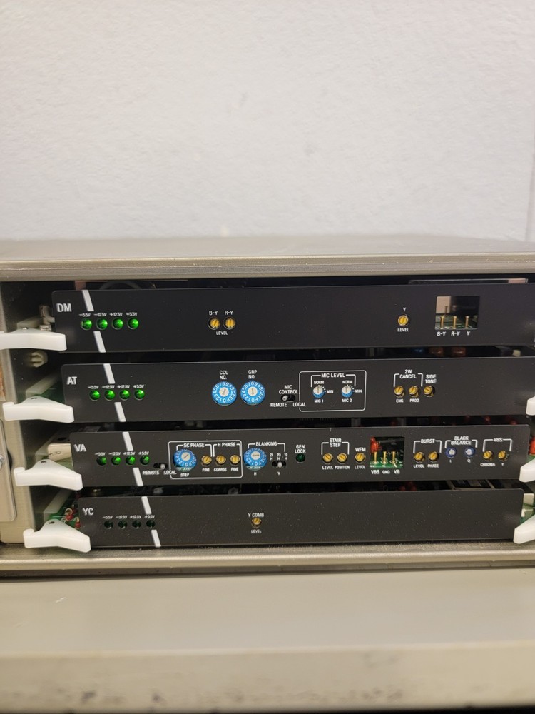 Sony CCU-370 Camera Control Unit (2)