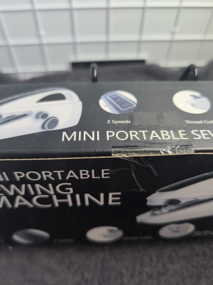 VividLife Handheld Mini 2 Speed Adjustable Portable Sewing Machine