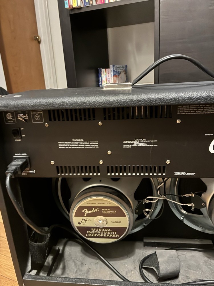 Fender Champion 100 Guitar Amplifier - Black