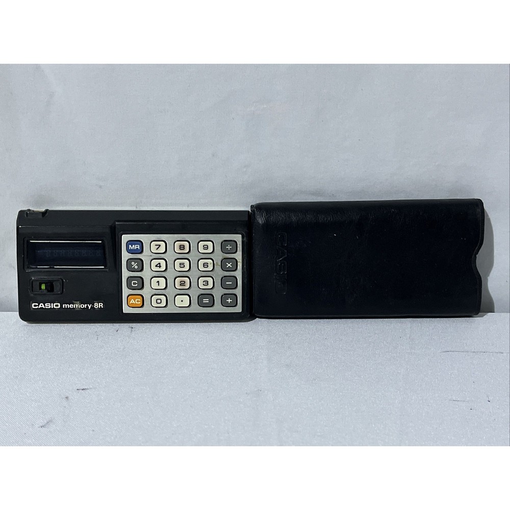 VINTAGE 1970's CASIO Memory 8R Calculator with Case - TESTED WORKING