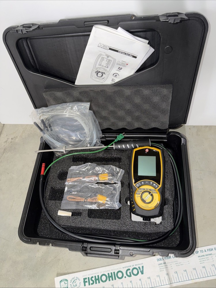 UEI C163 COMBUSTION ANALYZER IN CASE
