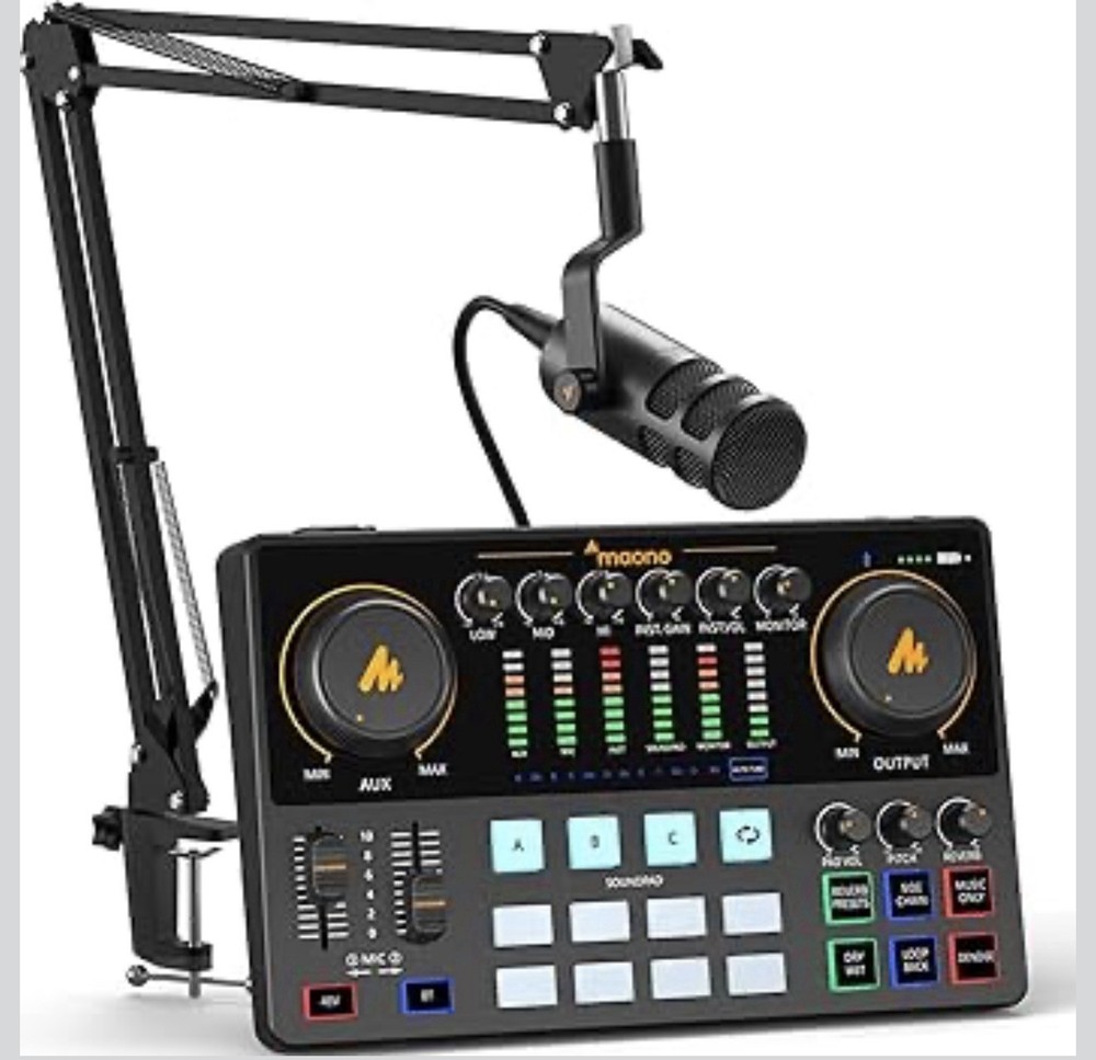 Maono MaonoCaster E2 Podcast Bundle Dynamic Microphone USB Audio Interface