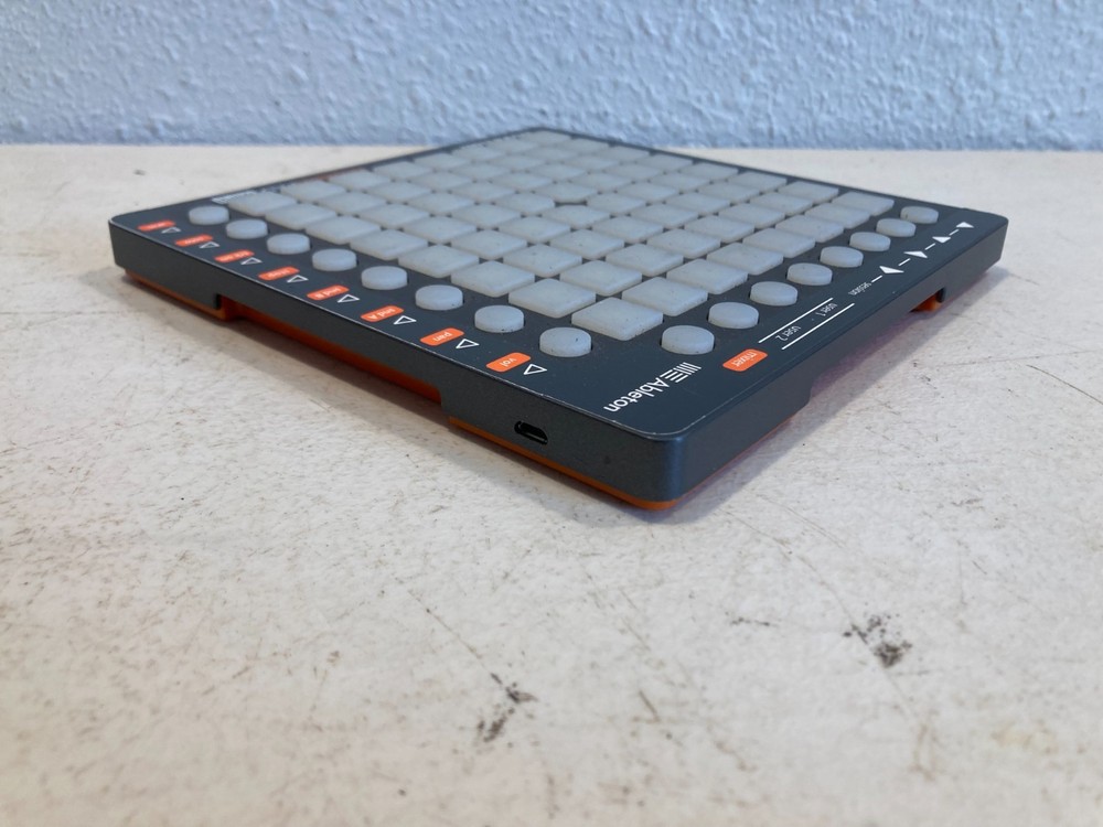 Novation Launchpad Mini FL Studio Ableton Controller Interface