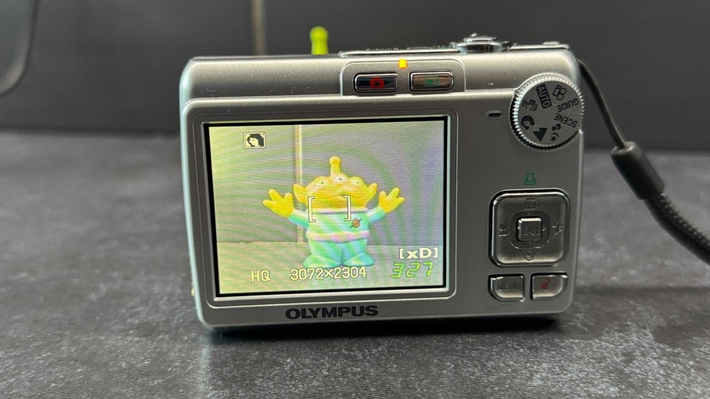 Olympus FE-210 7.1MP Digital Camera - Silver