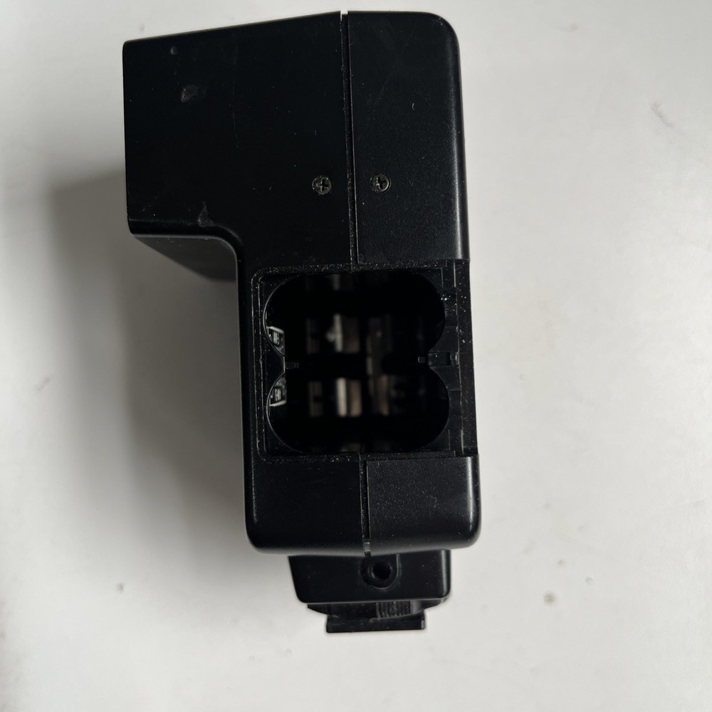Vivitar Auto Thyristor 2600 D Flash Camera Accessory Shoe Mount Flash Untested