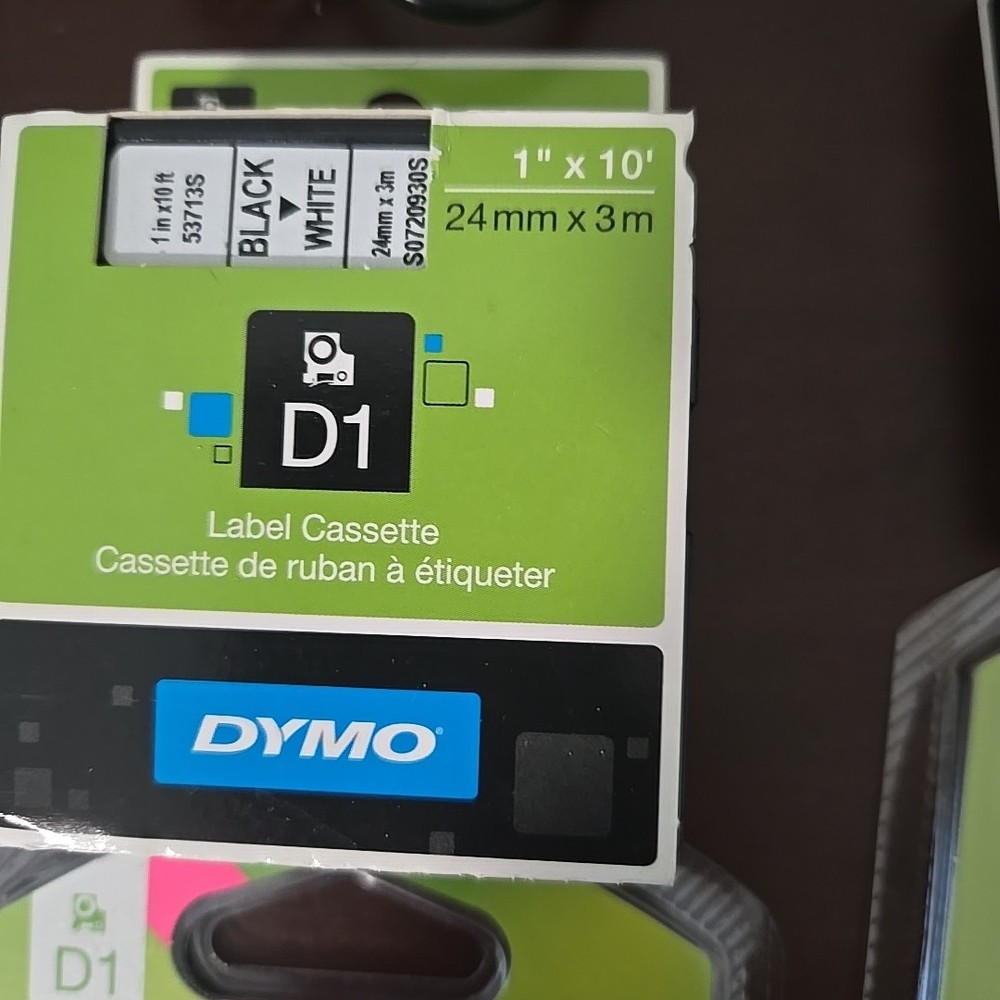 DYMO MobileLabeler Label Maker Bluetooth Bundle 11 New Cartridges 8 Are Neon