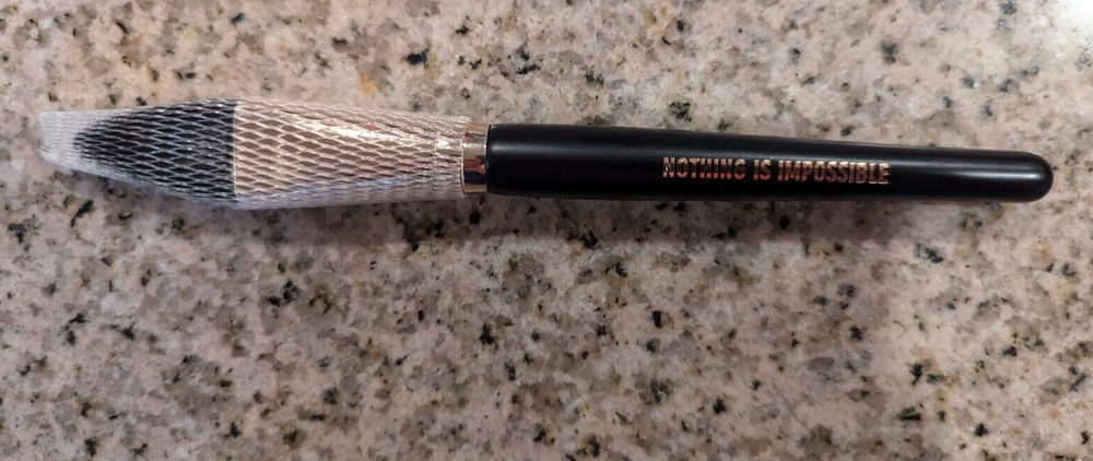 REALHER Nothing Is Impossible Vegan Foundation Brush