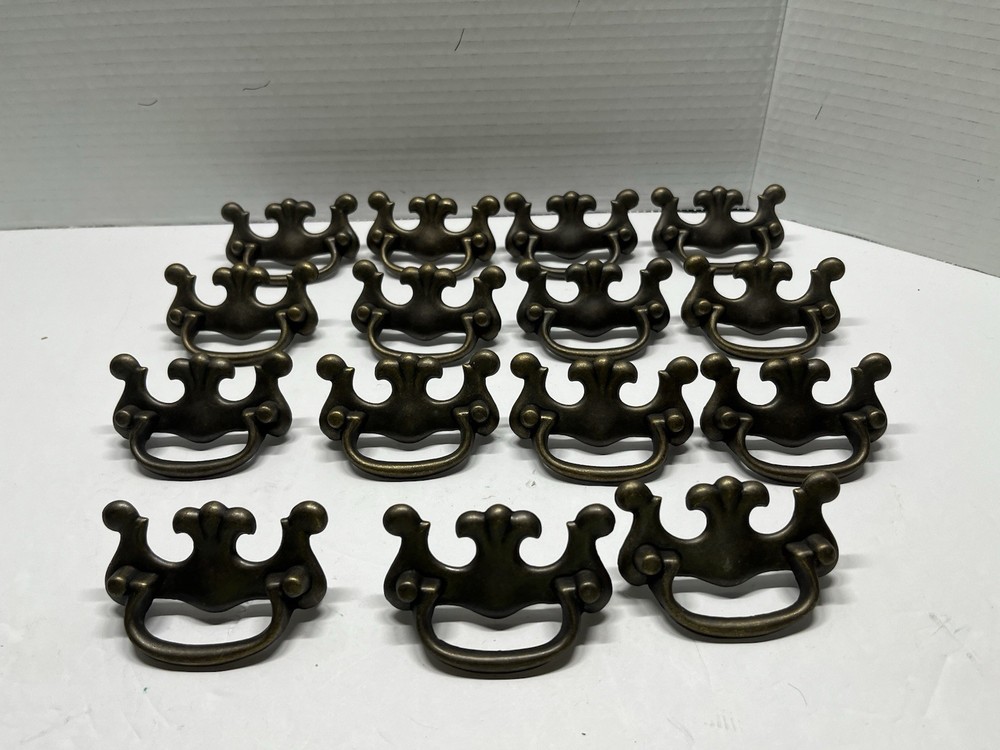 Vintage Lot (15) NOS Chippendale Style Fixed Drawer Pulls #44934