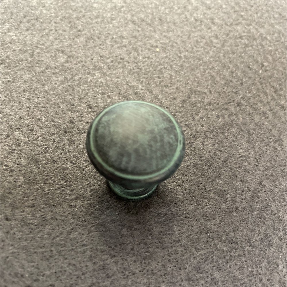 1" Small Button Knob Old Green