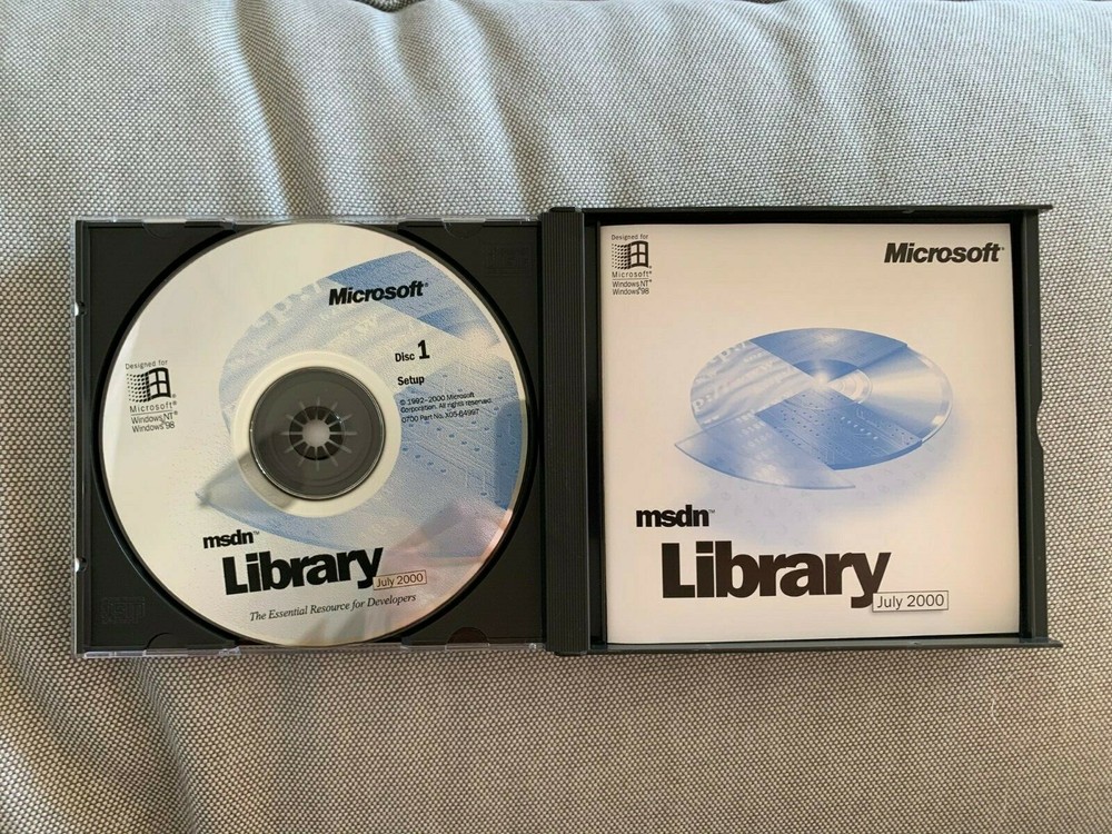 MICROSOFT MSDN Subscriptions Library July 2000 PC CD-ROM 3-disc Set WINDOWS
